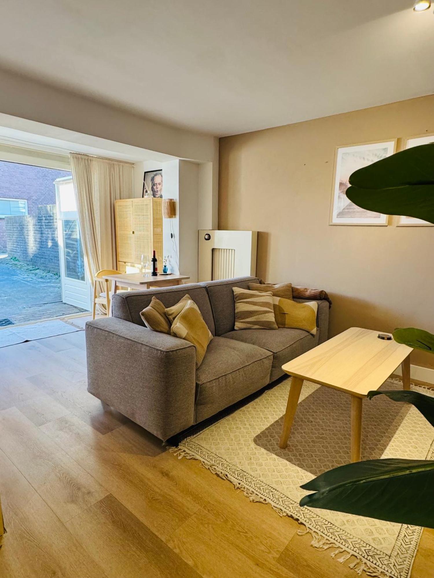 Hello Noordwijk - Souterrain Hoogwakersbosstraat 6 Apartment Exterior photo
